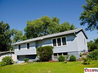 2104 Dagmar Ave, Bellevue, NE 68005