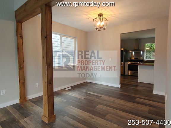 5th image of 2232 Crestwood Plz