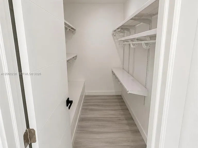 1373 W 43rd Pl #2 — Photo 8