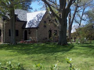 806 Lundvall Ave, Rockford, IL 61107