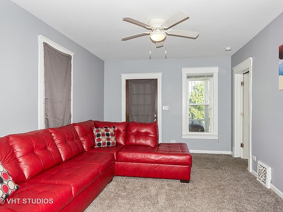 2nd image of 129 N Lincoln Ave