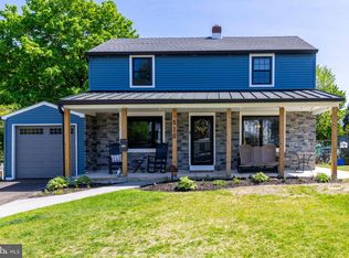 510 School House Ln, Willow Grove, PA 19090