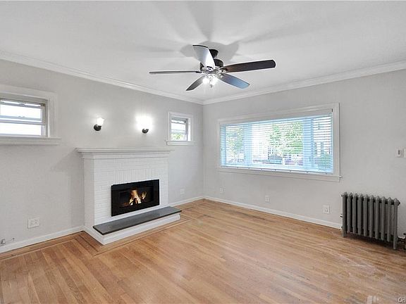 3rd image of 2226 Hermany Ave #1
