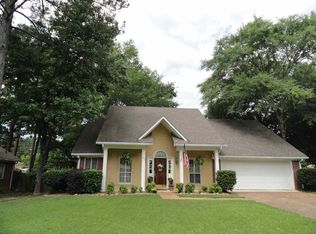 397 Pinewood Ln, Ridgeland, MS 39157