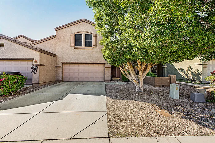 3 bed, 2.0 bath, 1522 sqft, $1,960 — Photo 2