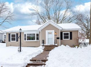 3009 Carey Ave, Davenport, IA 52803