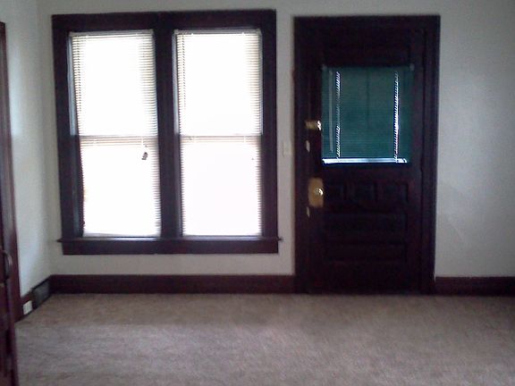 3rd image of 2635 Chestnut Street # Fl 1ST