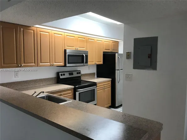 8580 SW 212th St APT 307, Cutler Bay, FL 33189