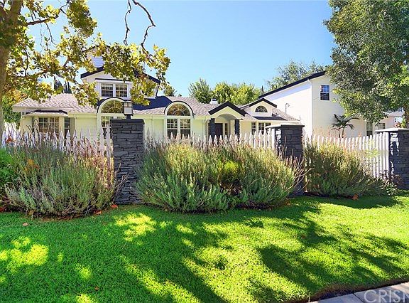 2nd image of 5201 Calvin Ave