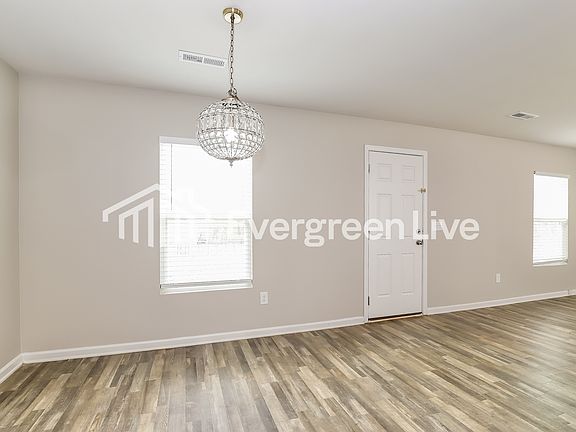 5th image of 2429 Whirlwind Ln