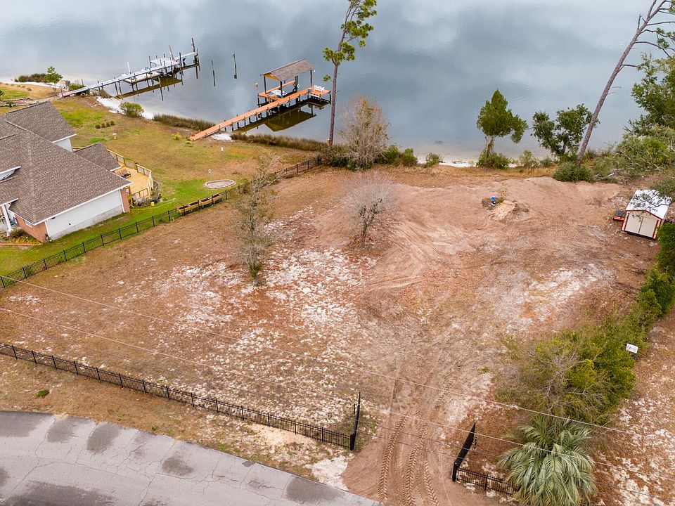 1st image of 7043 Hugh Dr