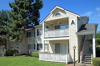 2nd image of 16720 North Rd APT A208