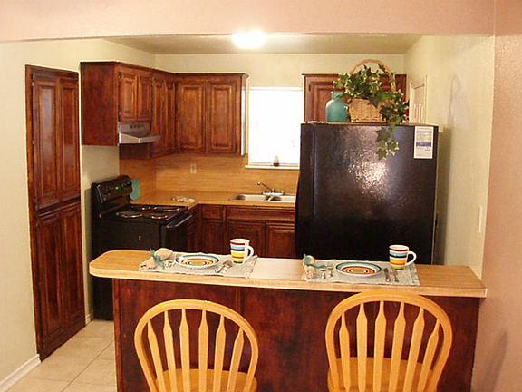 2nd image of 4810 Guth Ln