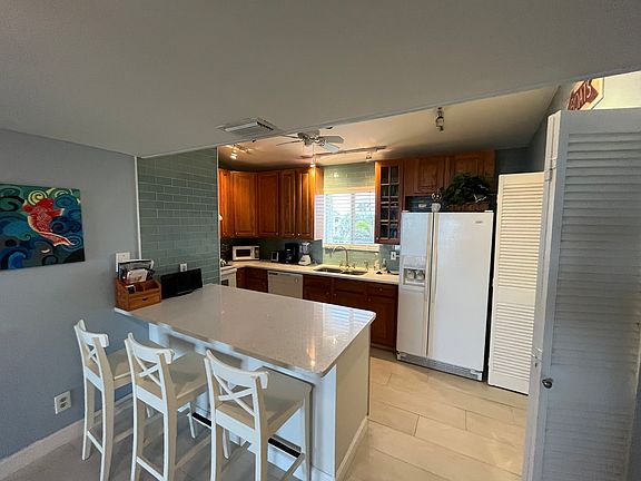 3rd image of 2401 S Ocean Dr #335