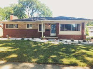 30242 Bentley St, Livonia, MI 48154