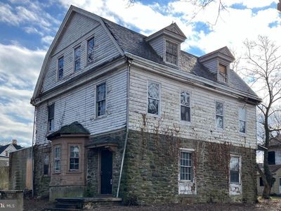 6703 N 11th St, Philadelphia, PA, 19126