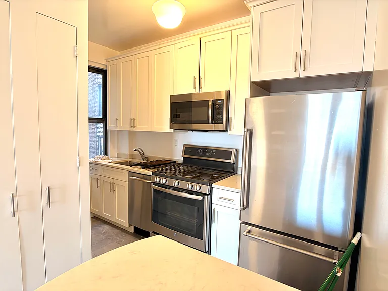147 W 79th St #12D — Photo 2