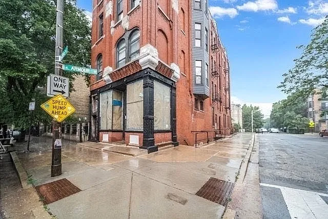 1481 W Erie St #2F