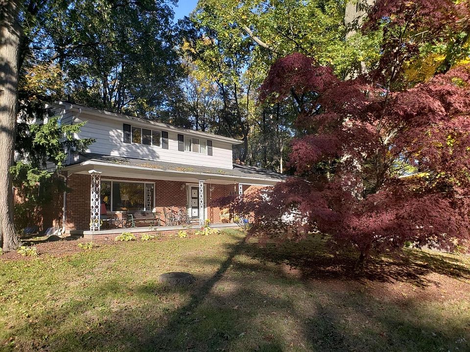 1st image of 3033 Newcastle Rd