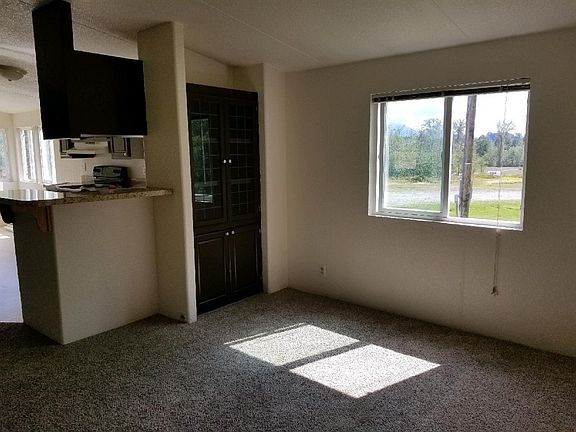 3rd image of 4799 Wildlife Acres Ln