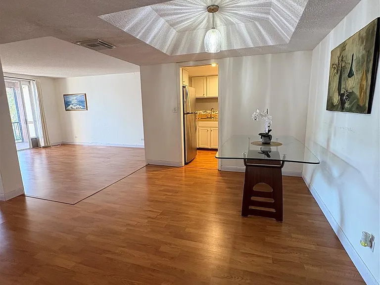 3670 Inverrary Dr #3B — Photo 12