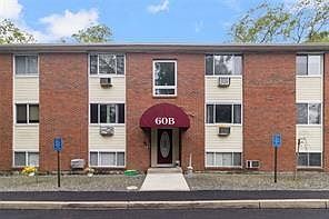3rd image of 60 Bethel St #B3