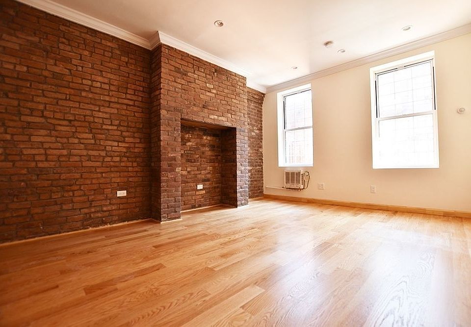 1st image of 154 Orchard St APT 13A