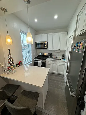 Rented by Bouklis Group | media 1