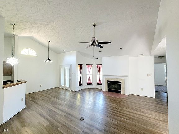 3rd image of 7178 Eagle Cove Dr