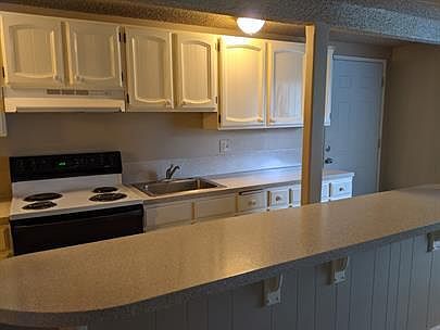 4th image of 2118 NE 85th St #10441905