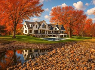 16 Point Rd, Bayport, MN 55003