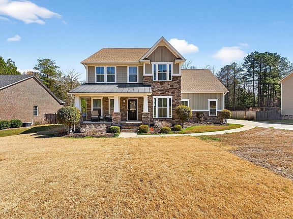 2nd image of 57 Roundtree Rd