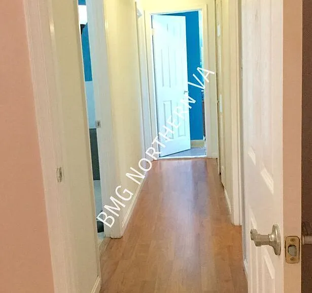 8957 Rolling Rd — Photo 34
