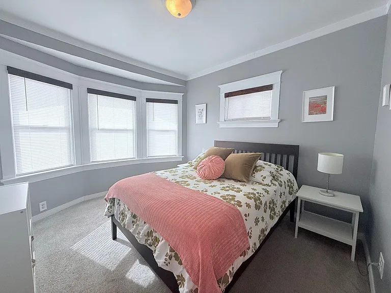1610 Clarewood Ave — Photo 18