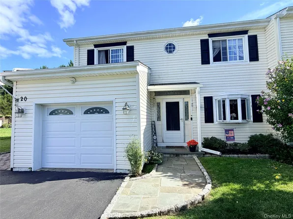 20 Fieldstone Boulevard, Wappingers Falls, NY 12590