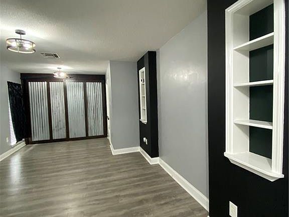 4th image of 849 Glencove Ln