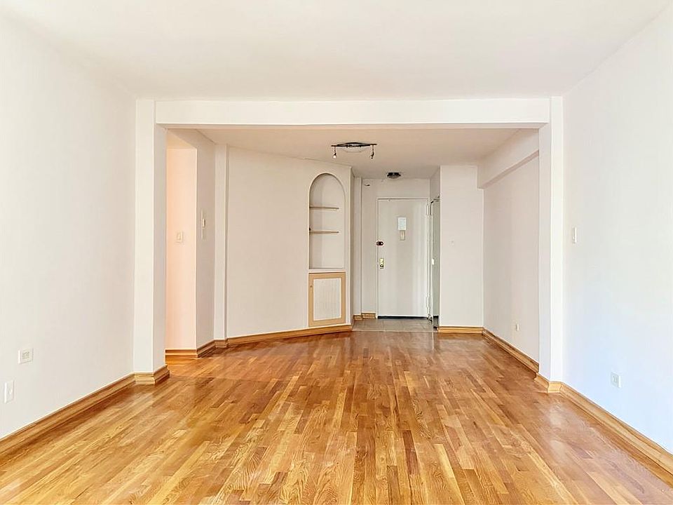 1st image of 2678 Ocean Ave APT 3M