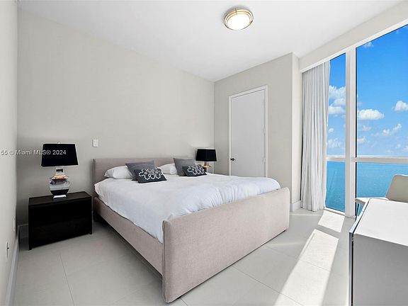 5th image of 16001 Collins Ave APT 2706