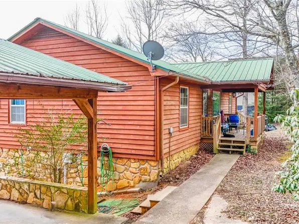 117 Nacoma Ln, Blue Ridge, GA 30513