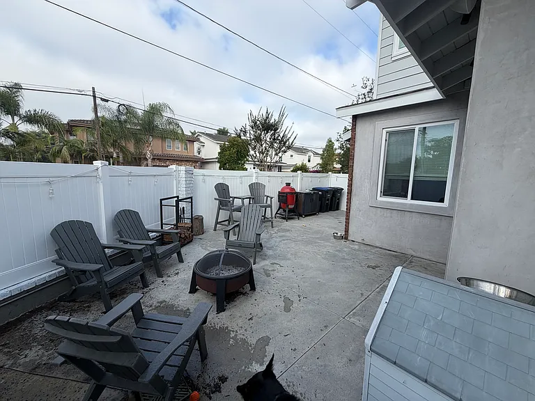 136 23rd St — Photo 22