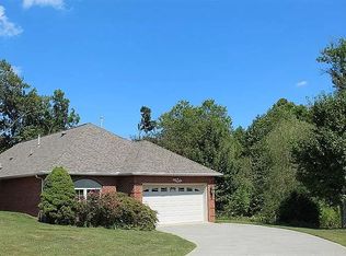 412 Creekview Ln, Knoxville, TN 37923