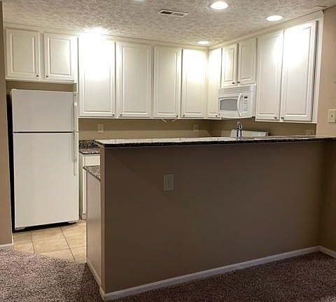 4th image of 5310 Stonemeadow Ave APT B