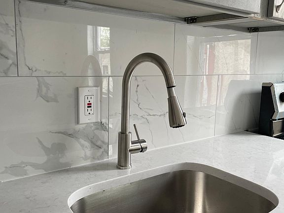 Gorgeous granite countertop