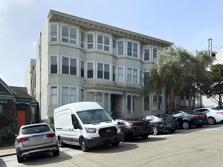 3661 16th St #14 — Photo 33