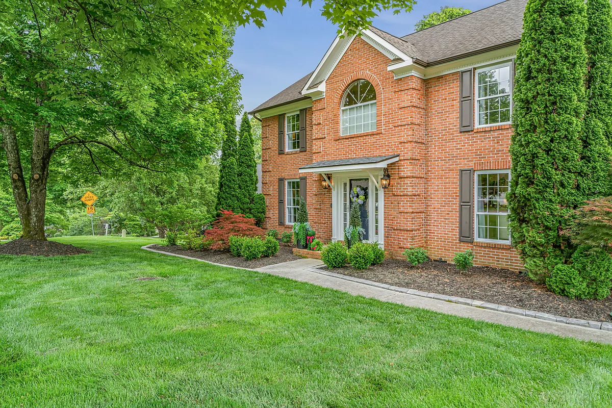Building Photo - 1226 Harrington Dr