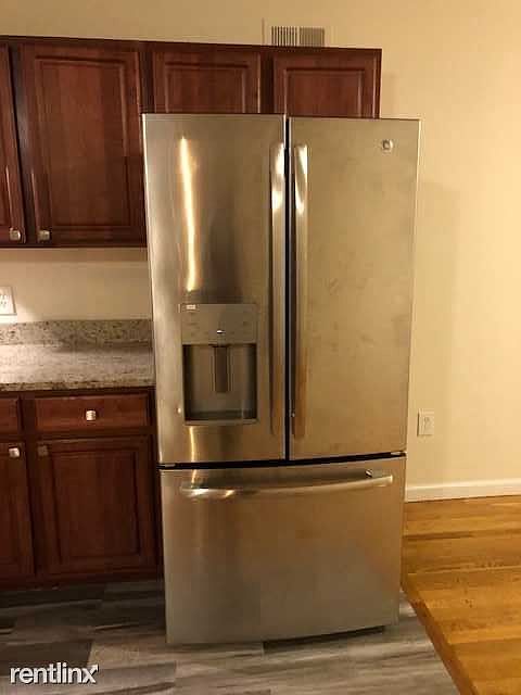 322 Claremont Avenue Refrigerator