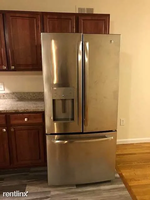 322 Claremont Avenue Refrigerator