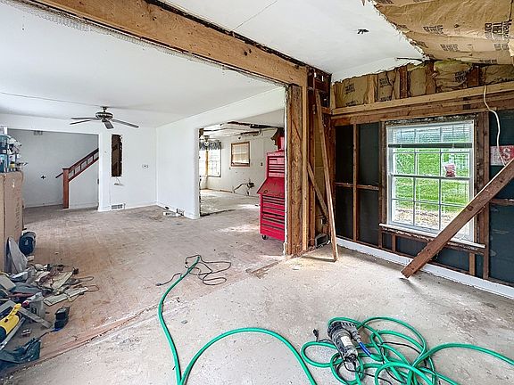 5th image of 1418 35th Ave
