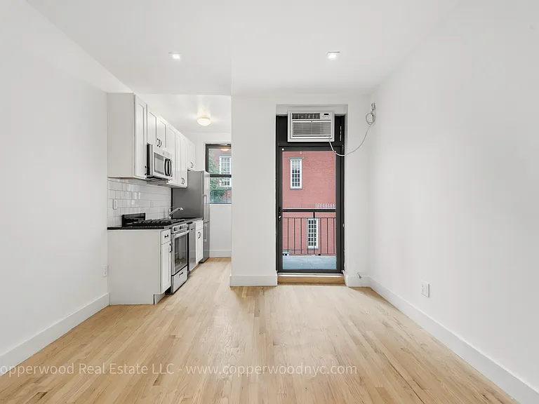 430 E 89th St #3C — Photo 3