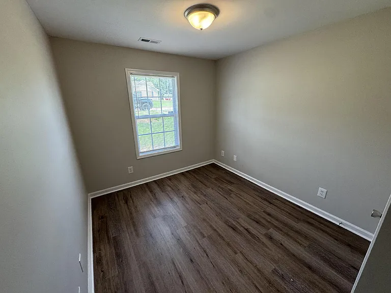 404 Faulkner Dr — Photo 15